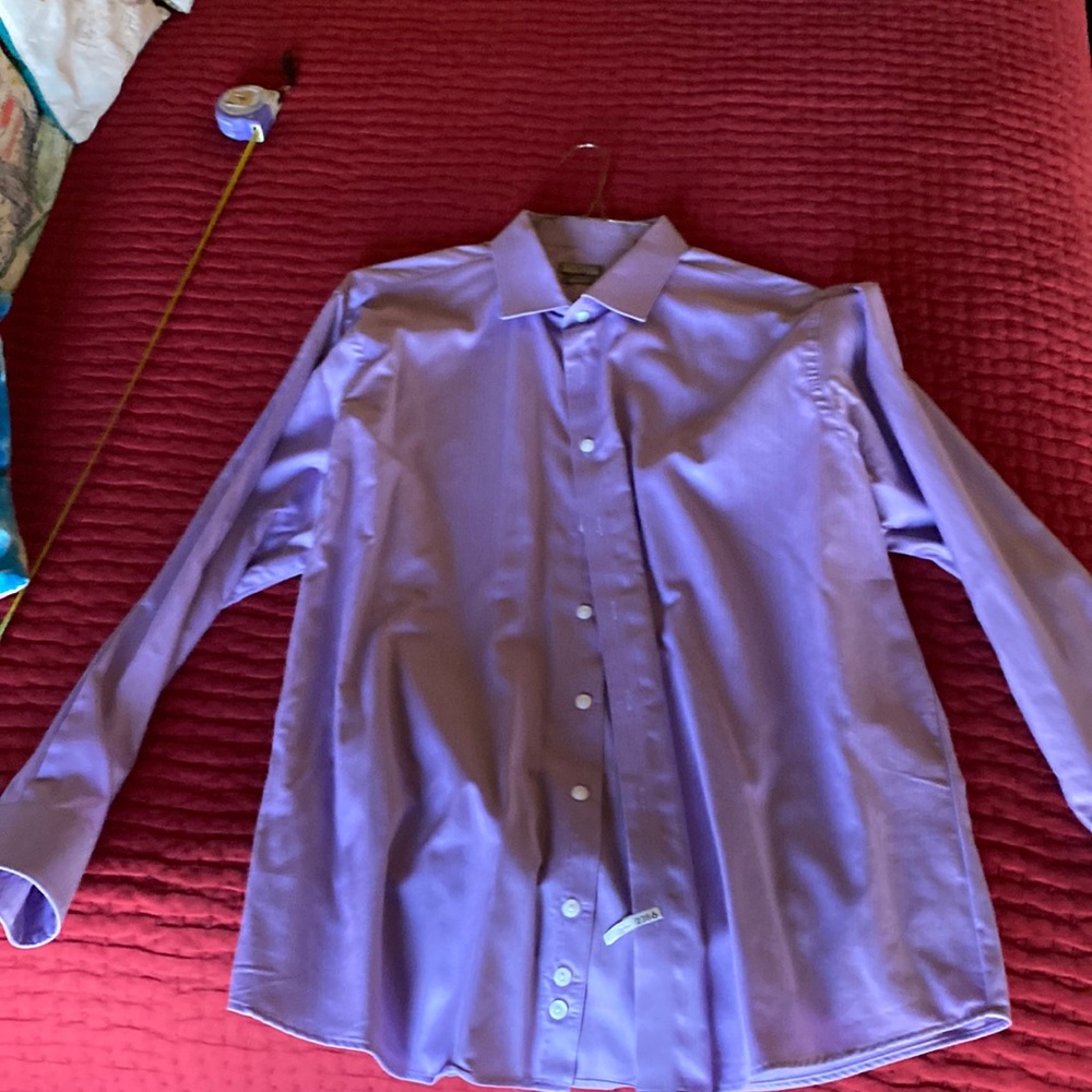 Worn 2-3 times Kenneth Cole reaction dress shirt